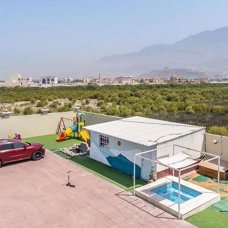 Lazeemah Chalet استراحة اللزيمه Villa Ras al-Khaimah Exterior photo